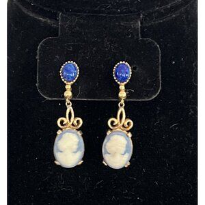 Vintage Signed Jomaz Earrings Simulated Lapis & Cameo Gold Tone Blue Screw back